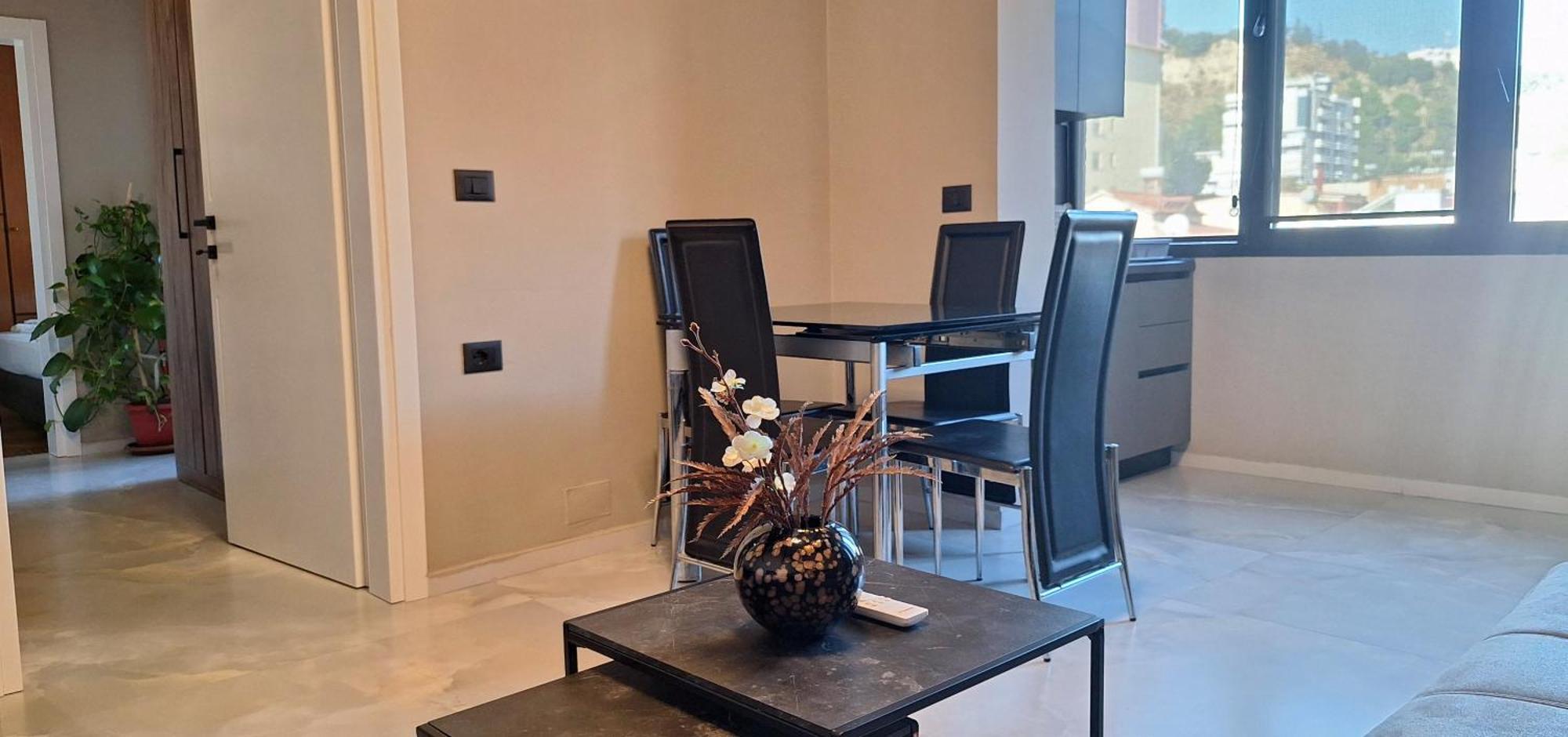 Sunflower Apartment
